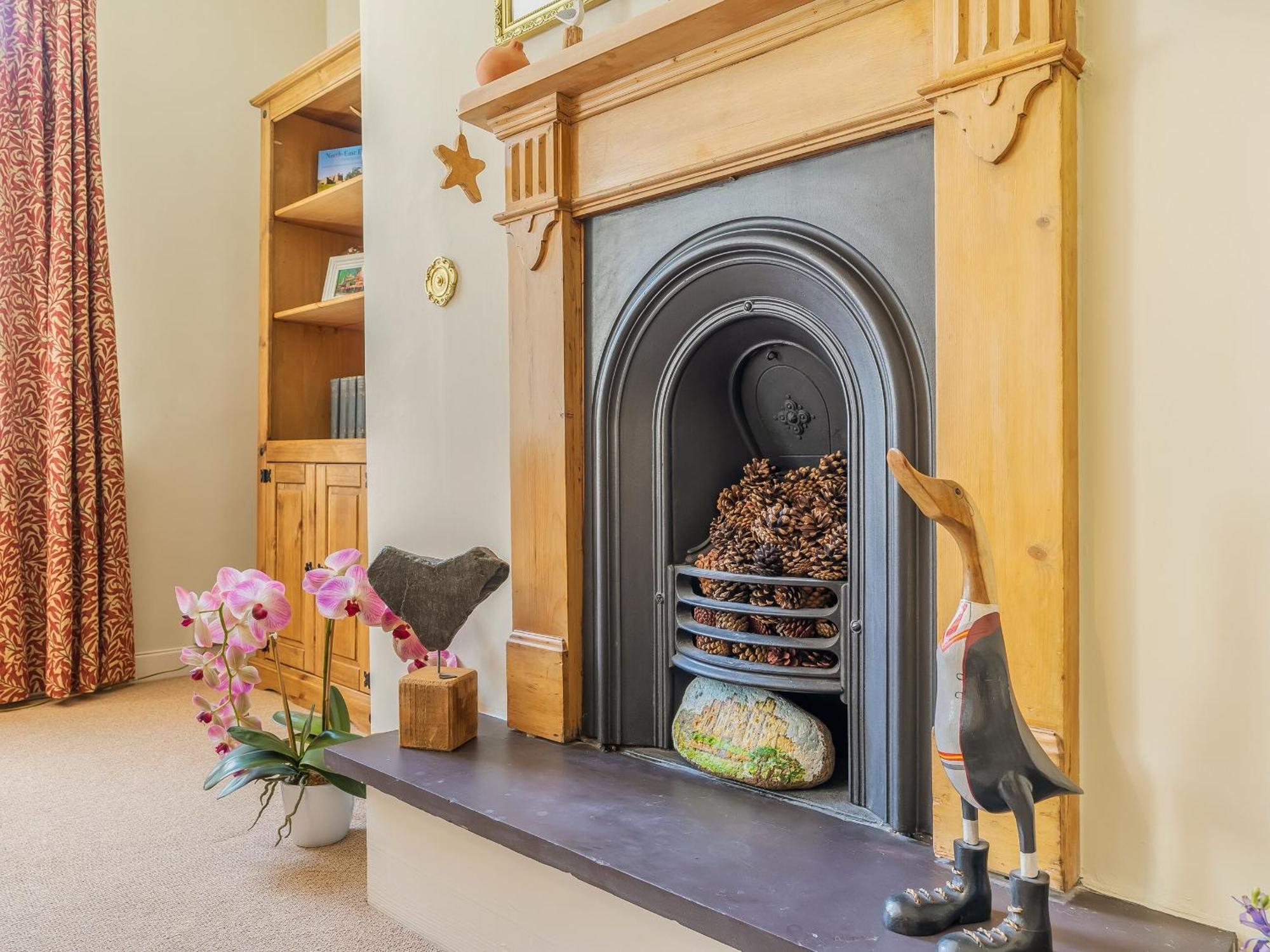 Harrys Den Villa อัล์นวิก ภายนอก รูปภาพ